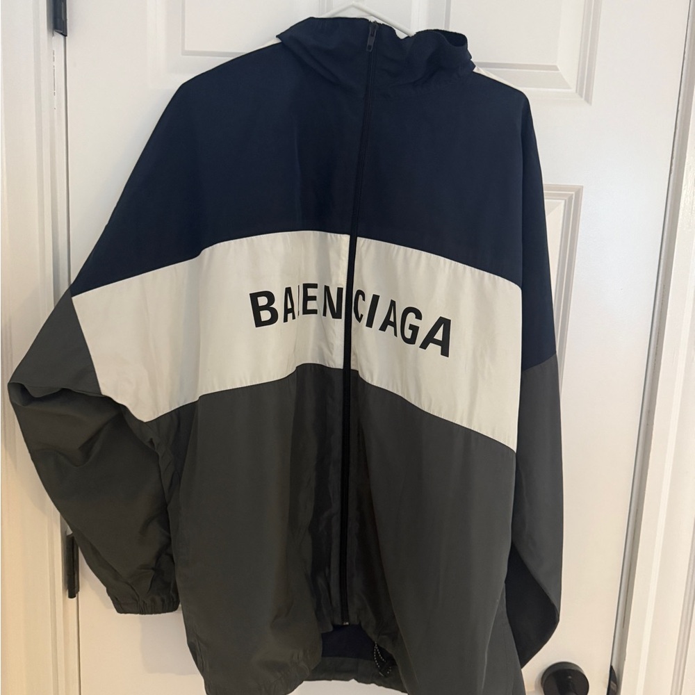 Balenciaga windbreaker unisex size 40